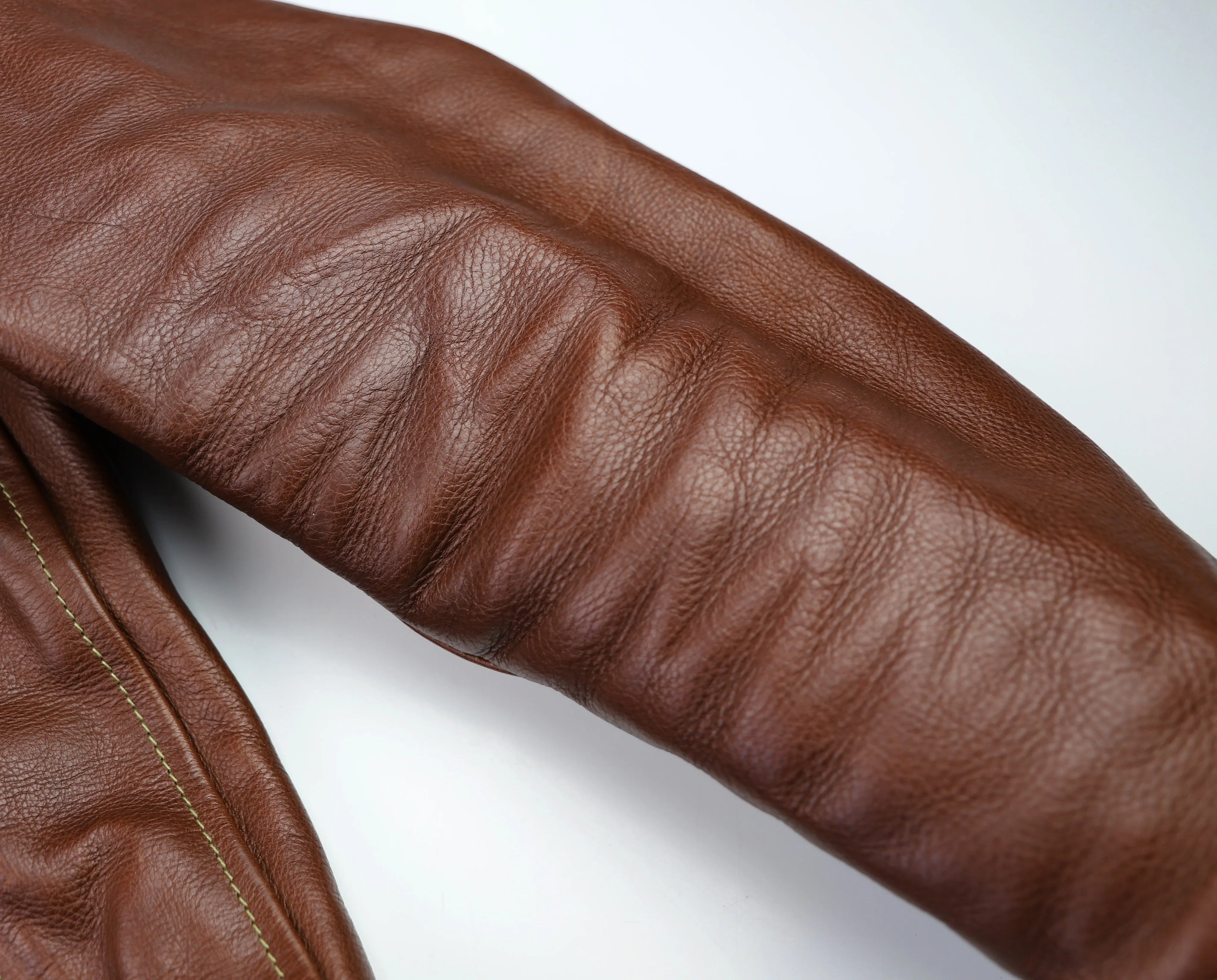 Aero Premier Highwayman, sz 42, Russet Vicenza Horsehide, Gently Worn