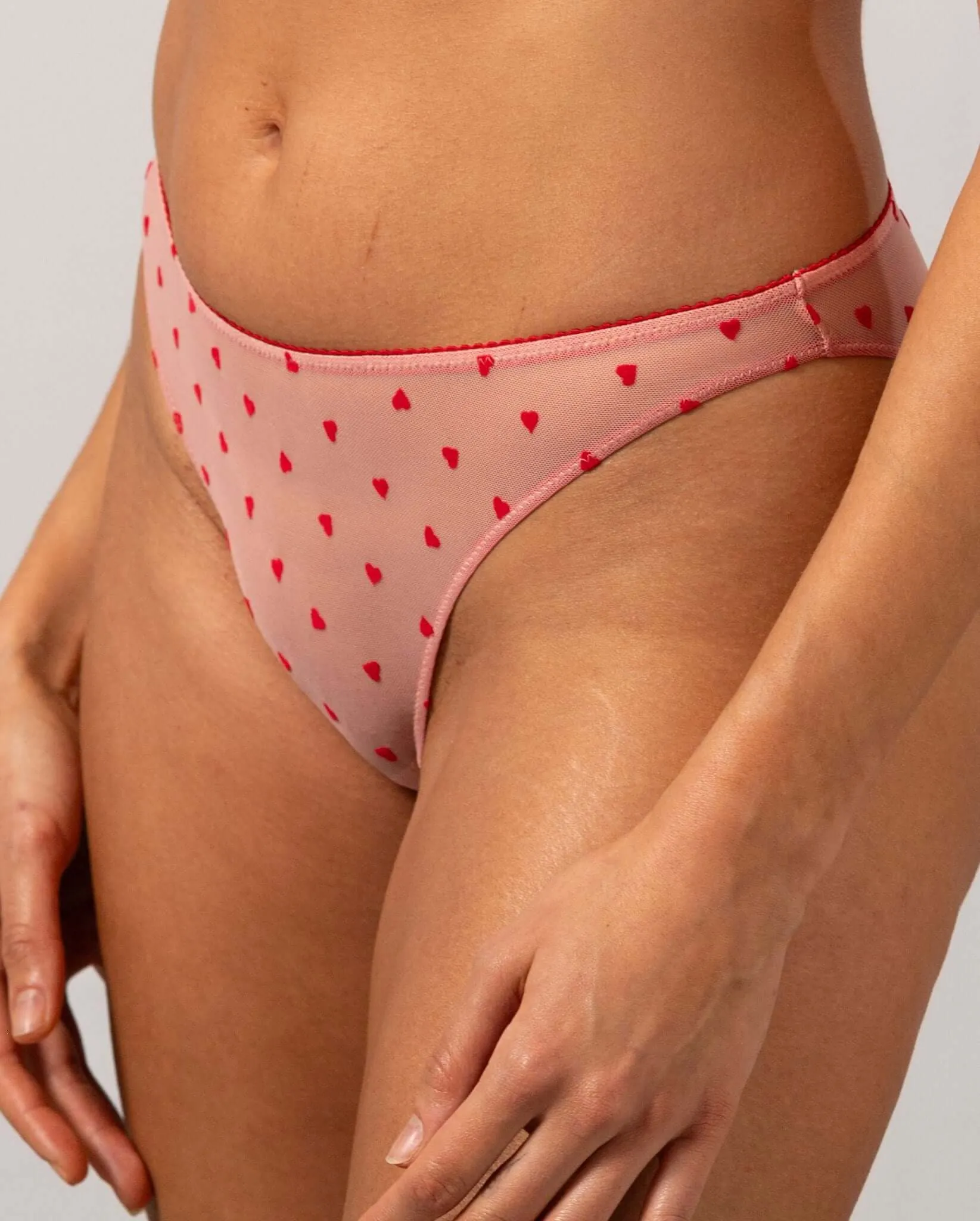 Mesh Thong Pale Pink/Deep Red