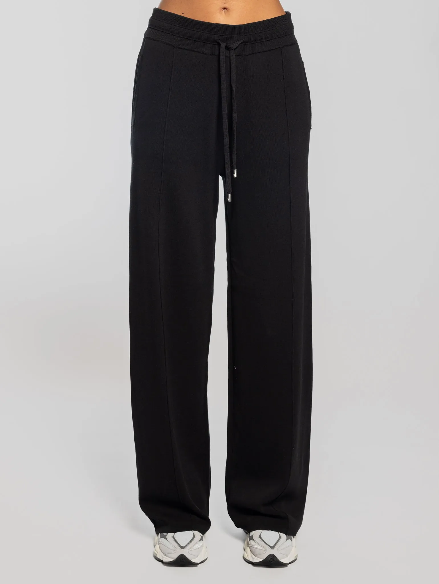 Pantaloni Joggers in Tessuto Tecnico Nero