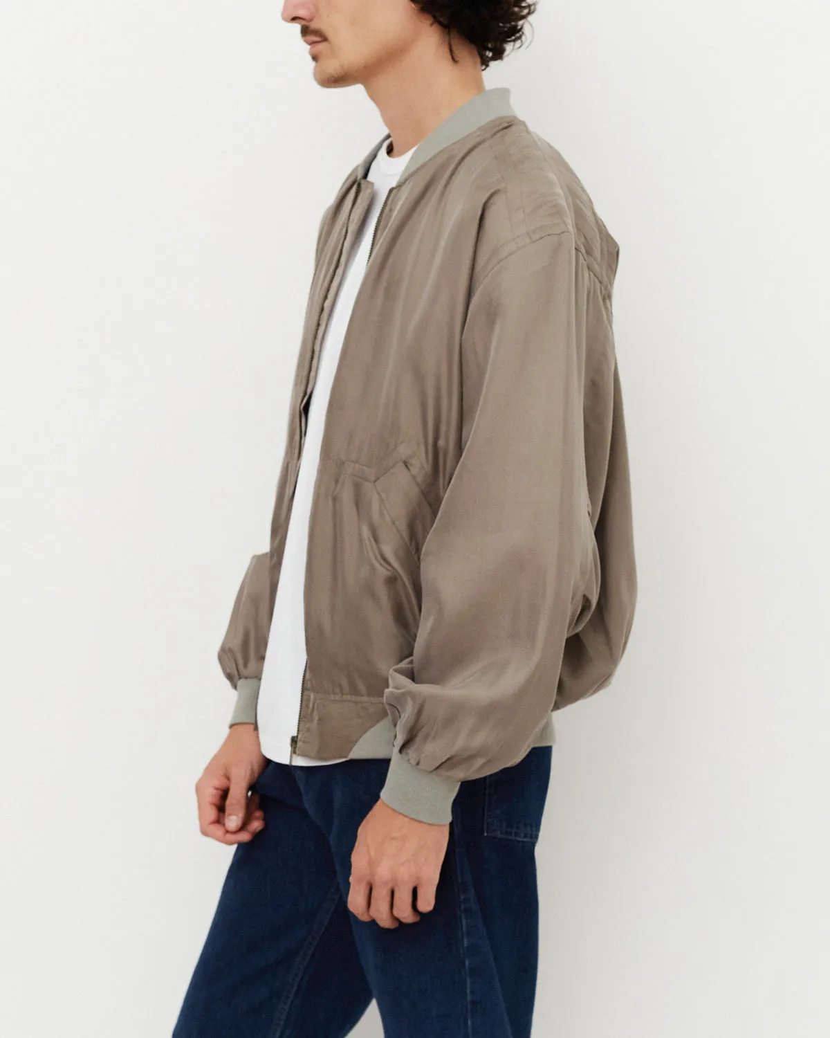 Silk Bomber Jacket / Beige