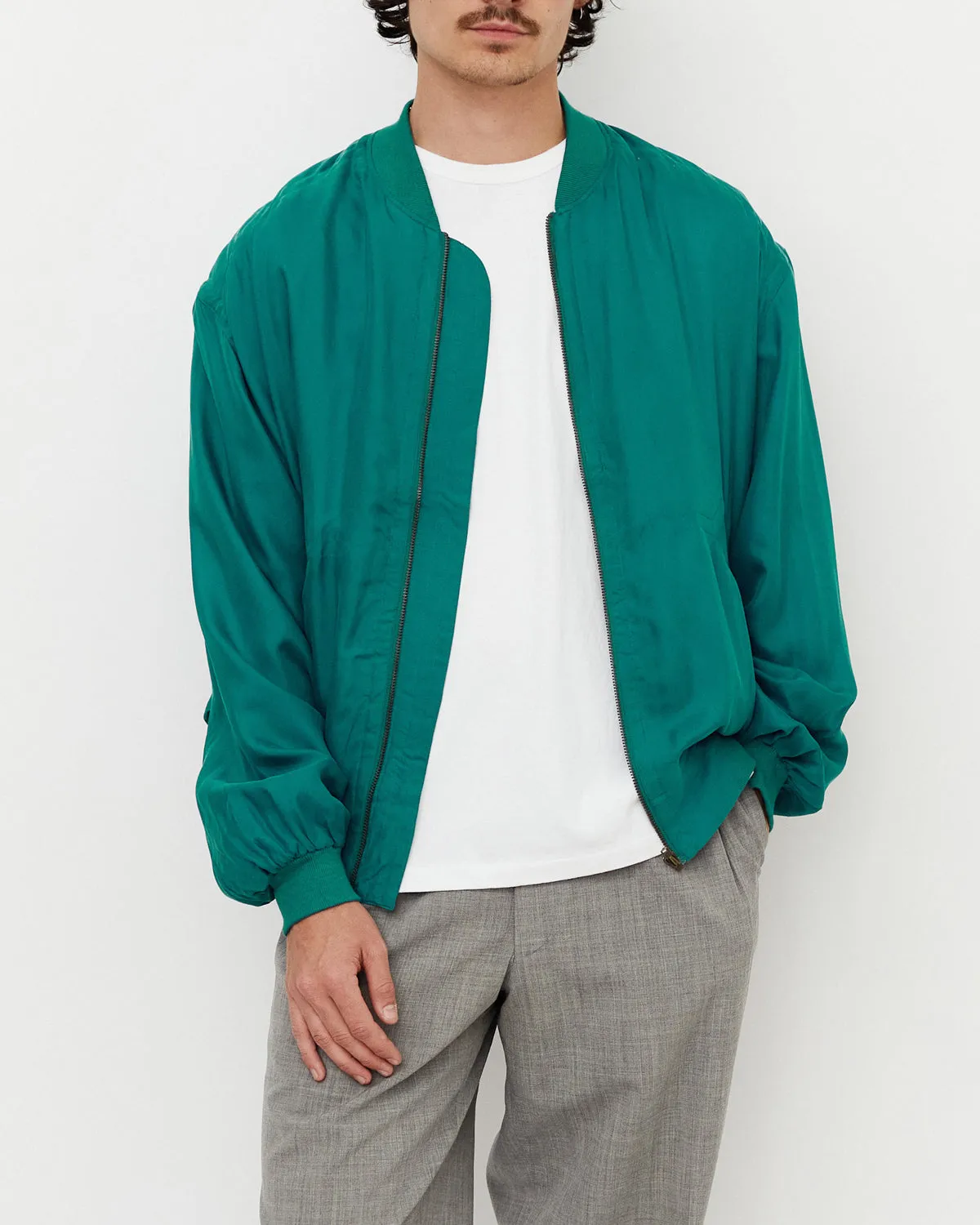 Silk Bomber Jacket / Green