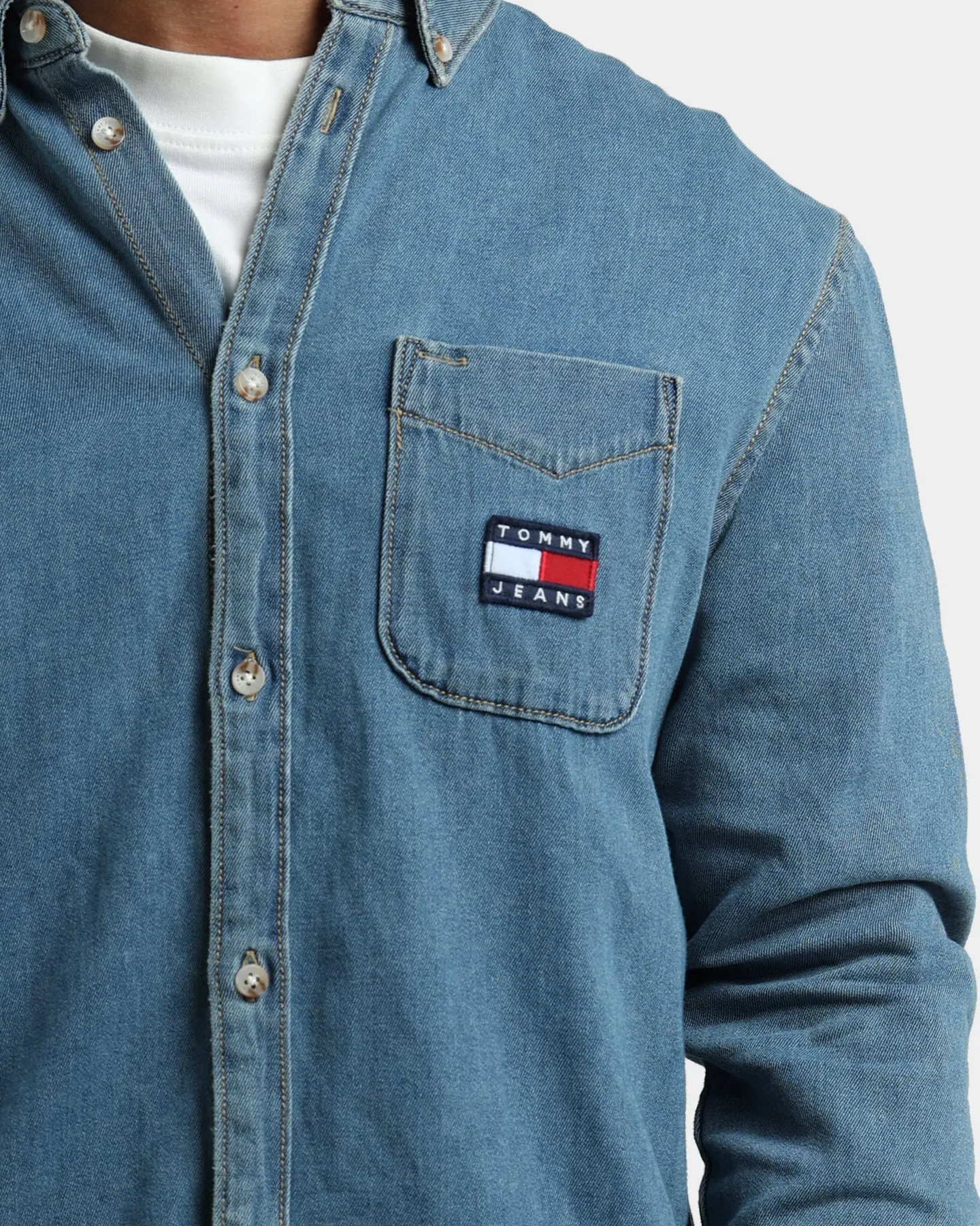 Tommy Jeans Badge Denim Shirt Mid Indigo