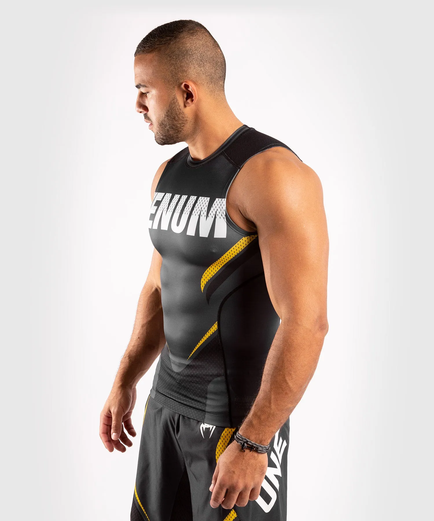 Venum ONE FC Impact Rashguard - sleeveless - Grey/Yellow